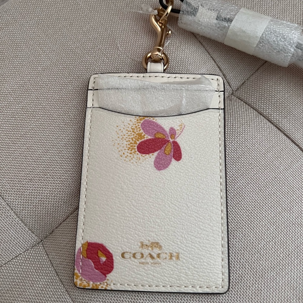 Coach ID Lanyard case